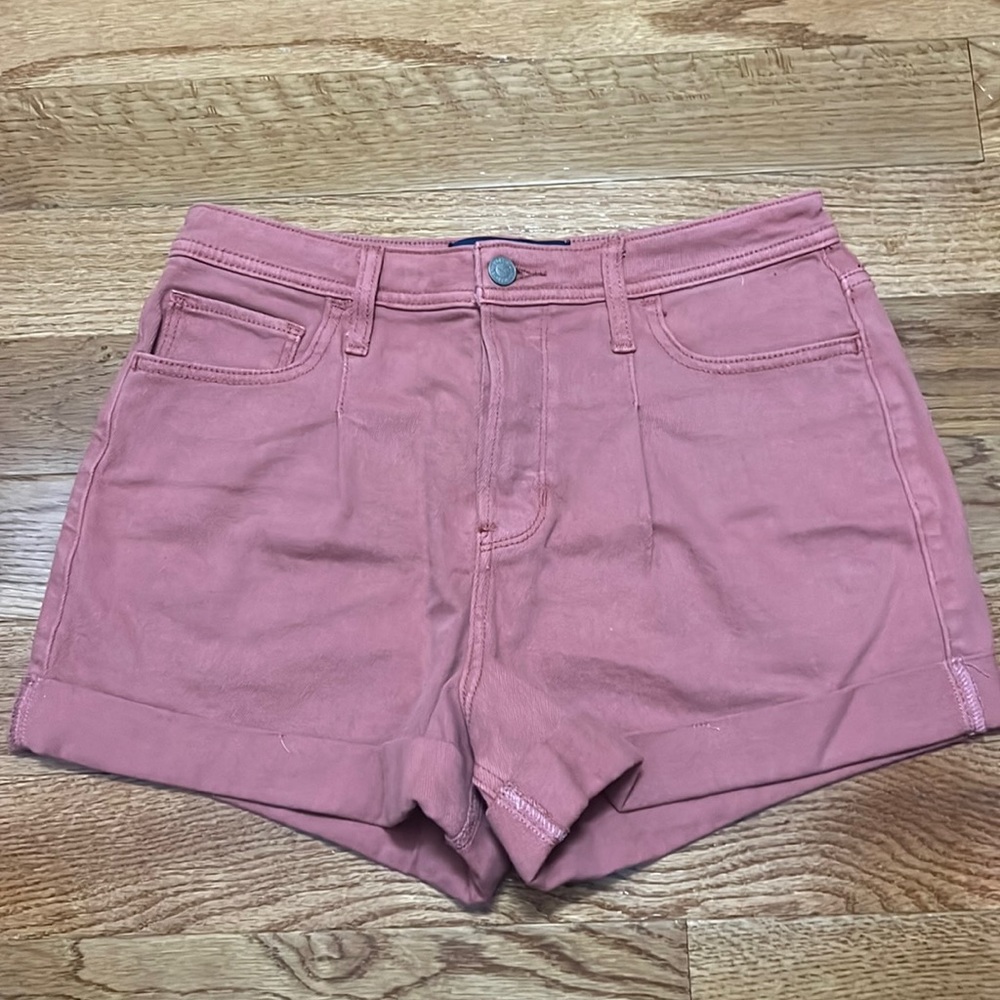 Ultra high rise mom 3 inch shorts. Only used once!